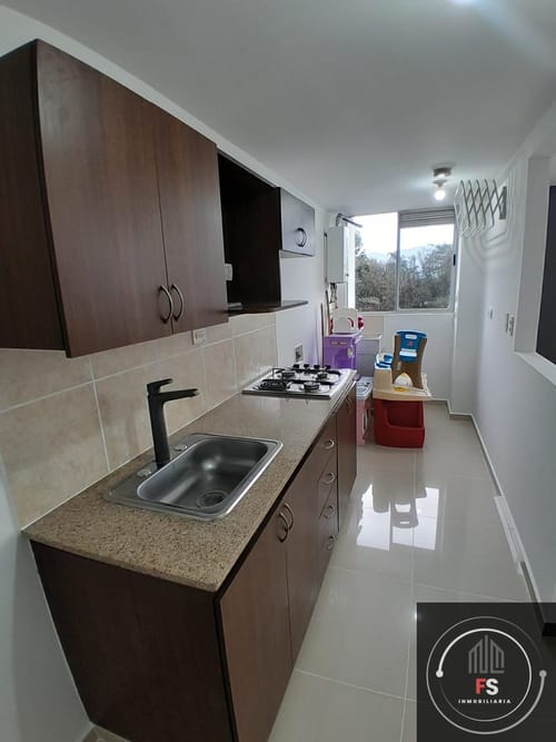 Apartamento de 2 alcobas en arriendo en Las Cometas, Envigado, 70 m² · foto 5 de 17