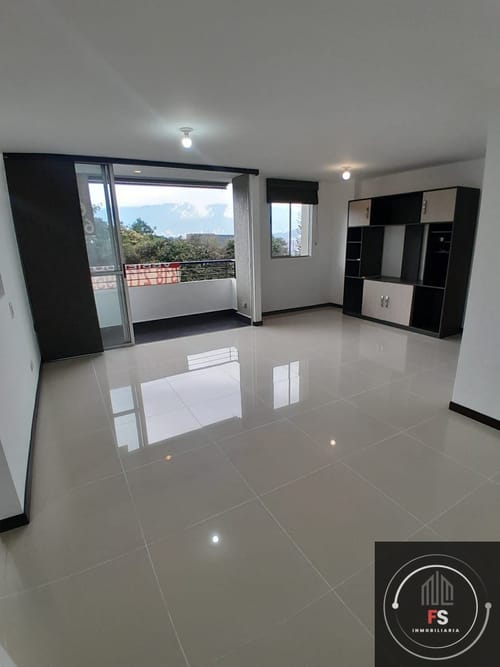 Apartamento de 2 alcobas en arriendo en Las Cometas, Envigado, 70 m² · foto 6 de 17