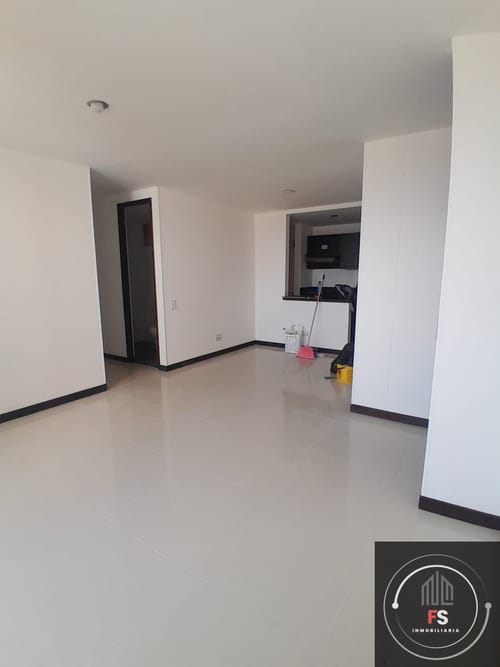 Apartamento de 3 alcobas en arriendo en Mayorca, Sabaneta, 68 m² · foto 2 de 21