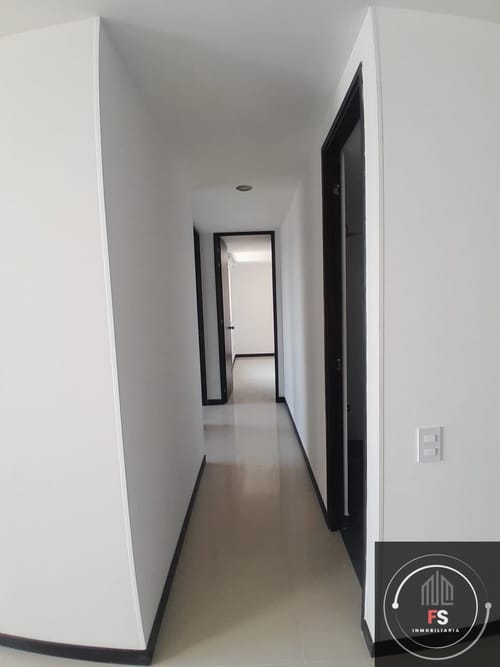 Apartamento de 3 alcobas en arriendo en Mayorca, Sabaneta, 68 m² · foto 5 de 21