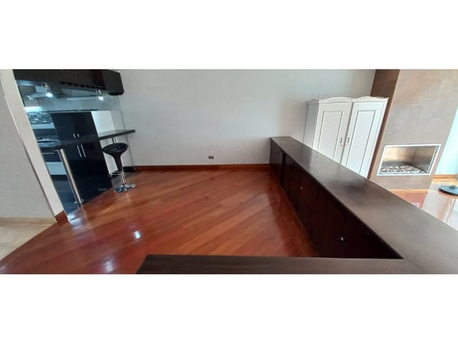 Casa de 3 alcobas en venta en Santa Paula, Bogotá, 285 m² · foto 4 de 24