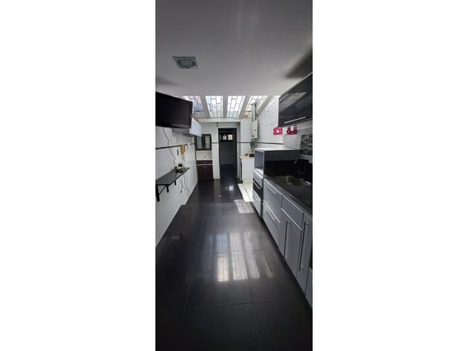 Casa de 3 alcobas en venta en Santa Paula, Bogotá, 285 m² · foto 5 de 24