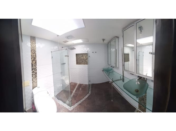 Casa de 3 alcobas en venta en Santa Paula, Bogotá, 285 m² · foto 7 de 24