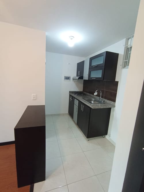 Apartaestudio en arriendo en San Antonio Nor - Occidental, Bogotá, 40 m² · foto 7 de 9