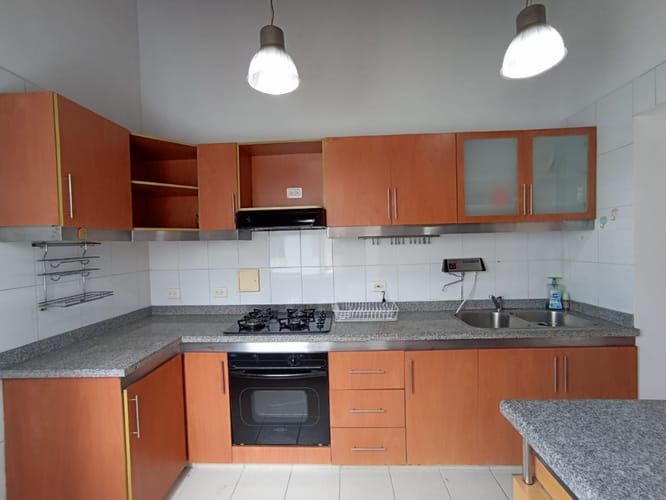 Apartamento de 3 alcobas en arriendo en Ciudad Jardin, Cali, 115 m² · foto 3 de 24