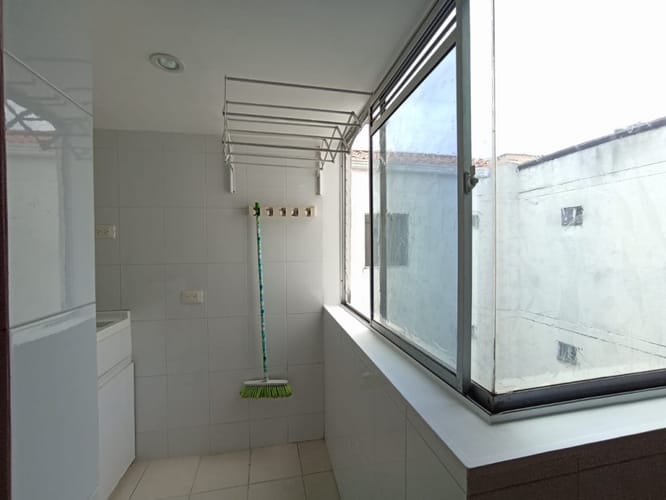 Apartamento de 3 alcobas en arriendo en Ciudad Jardin, Cali, 115 m² · foto 6 de 24