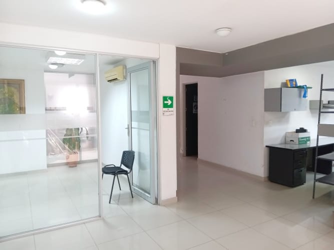 Edificio en arriendo en La Flora, Cali, 620 m² · foto 15 de 24