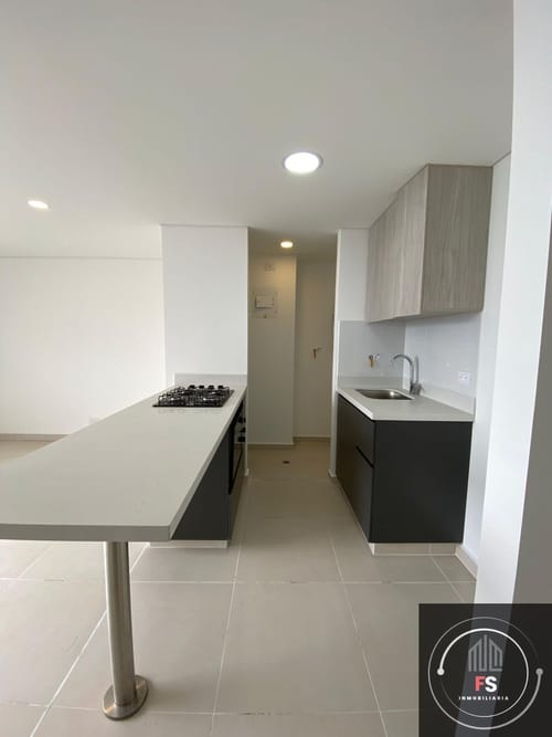 Apartamento de 3 alcobas en arriendo en Caqueta, La Estrella, 72 m² · foto 2 de 15