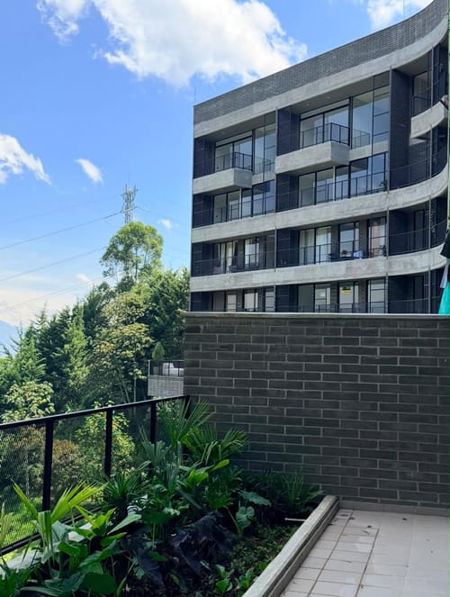 Apartamento de 2 alcobas en venta en Loma Del Escobero, Envigado, 74 m² · foto 14 de 16