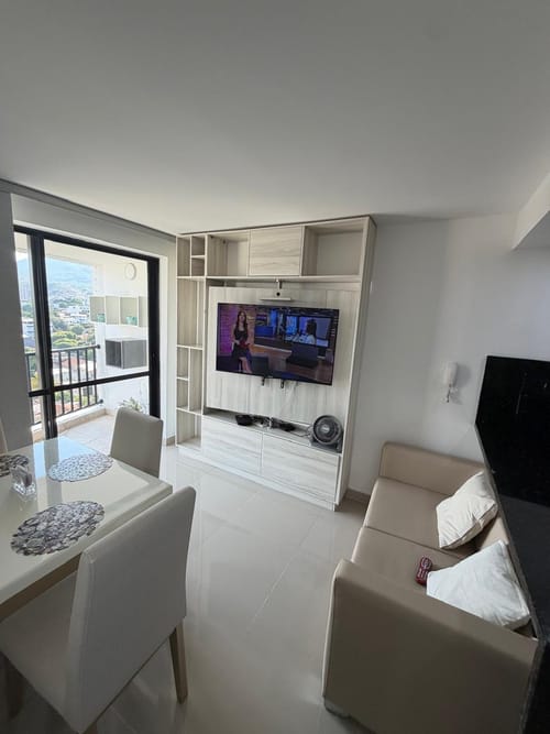 Apartaestudio en venta en La Flora, Cali, 37 m² · foto 2 de 10