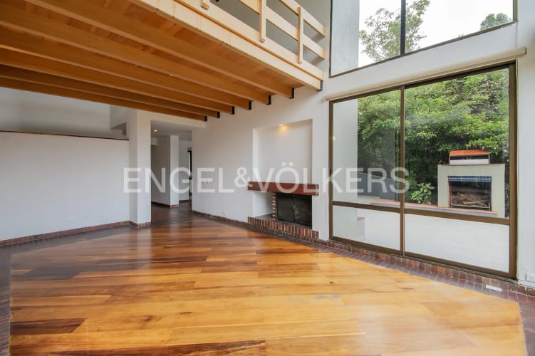 Casa de 5 alcobas en venta en Fusca, Chía, 250 m² · foto 2 de 20