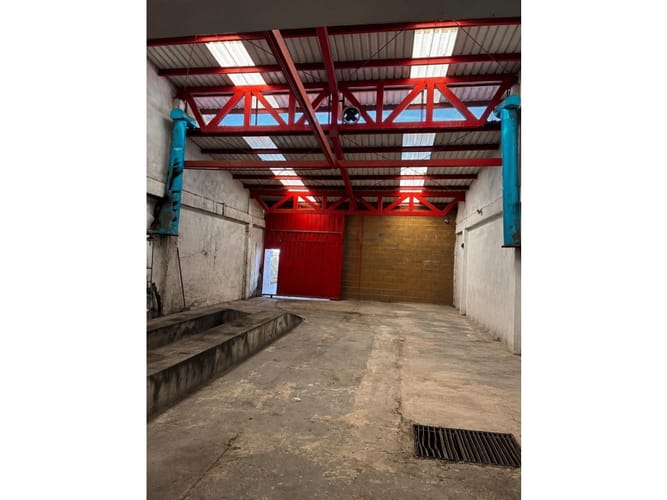 Bodega en venta en El Toril, Cartagena, 154 m² · foto 2 de 6
