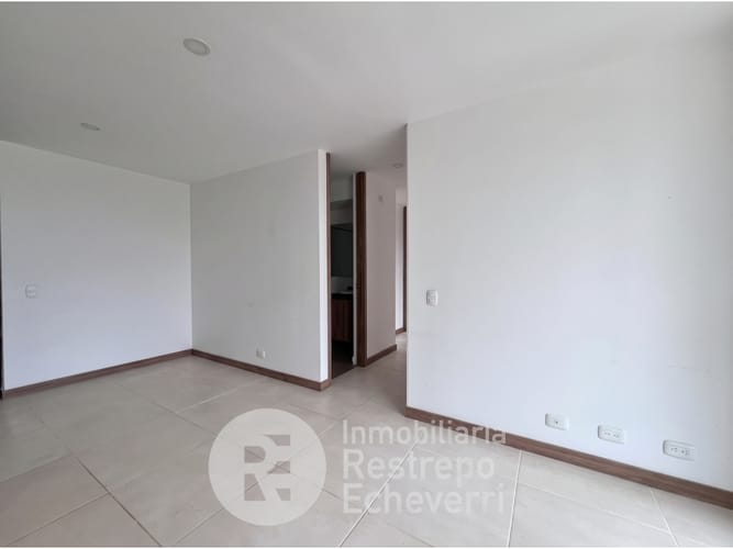 Apartamento de 3 alcobas en arriendo en Baja Suiza, Manizales, 61 m² · foto 3 de 16