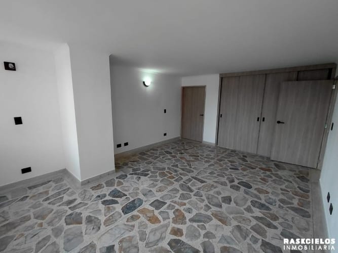 Apartamento de 3 alcobas en arriendo en Conquistadores, Medellín, 120 m² · foto 4 de 24