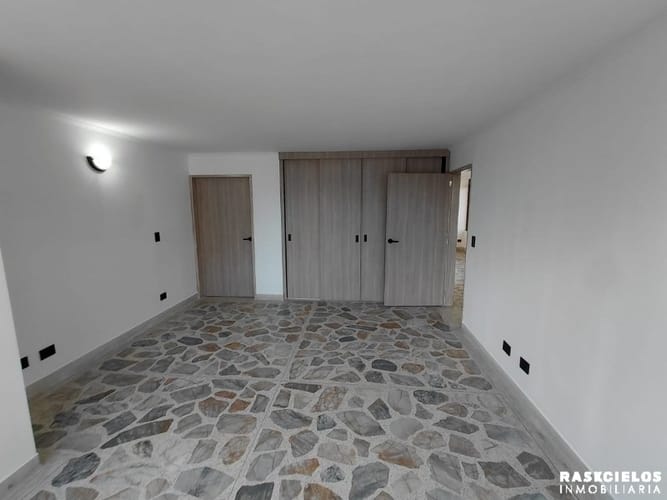 Apartamento de 3 alcobas en arriendo en Conquistadores, Medellín, 120 m² · foto 14 de 24