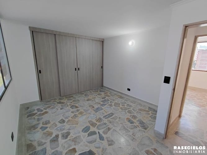 Apartamento de 3 alcobas en arriendo en Conquistadores, Medellín, 120 m² · foto 19 de 24