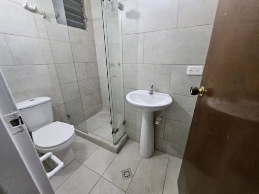 Apartamento de 4 alcobas en arriendo en Prado, Medellín, 130 m² · foto 11 de 24