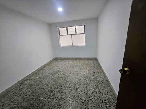 Apartamento de 4 alcobas en arriendo en Prado, Medellín, 130 m² · foto 21 de 24