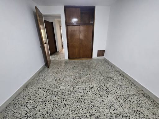 Apartamento de 4 alcobas en arriendo en Prado, Medellín, 130 m² · foto 23 de 24
