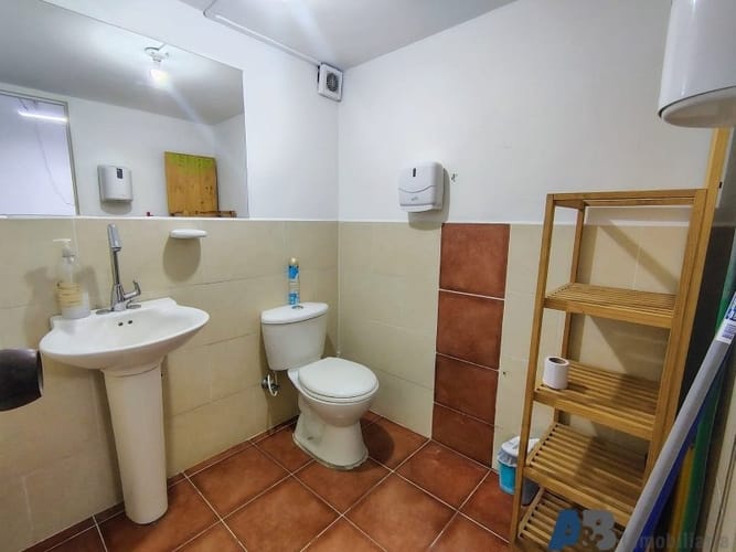Casa de 6 alcobas en arriendo en La Aguacatala, Medellín, 300 m² · foto 17 de 19