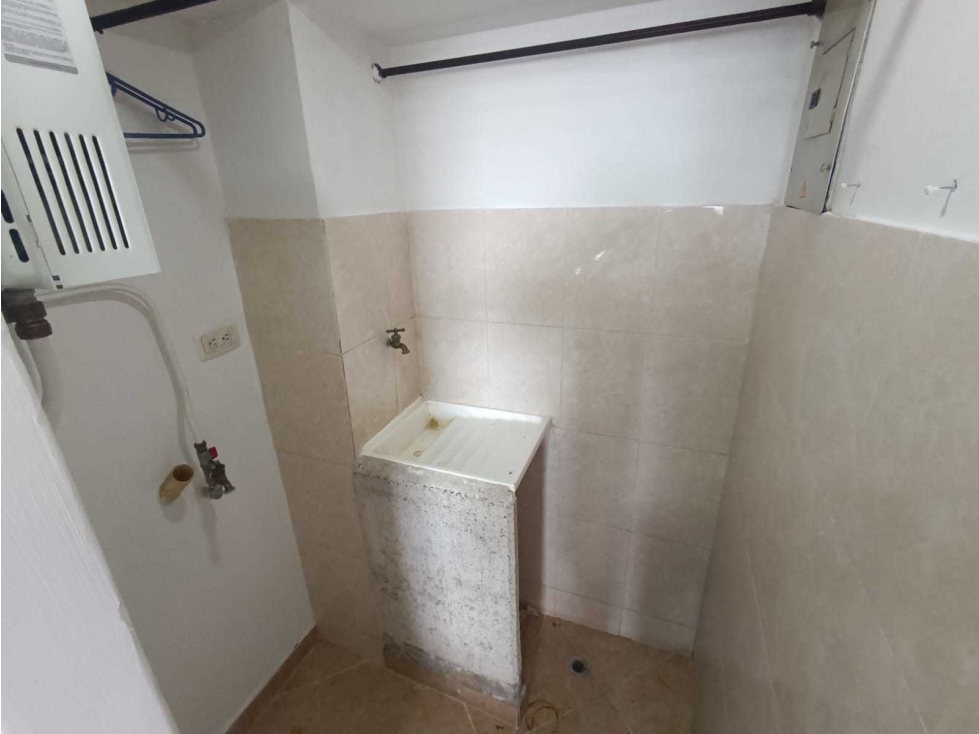 Apartaestudio en arriendo en Colon, Medellín, 40 m² · foto 14 de 18