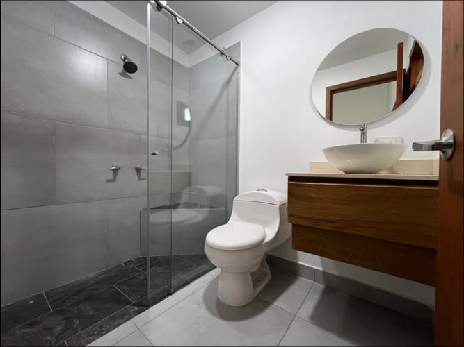 Casa de 3 alcobas en arriendo en Las Antillas, Envigado, 240 m² · foto 14 de 18