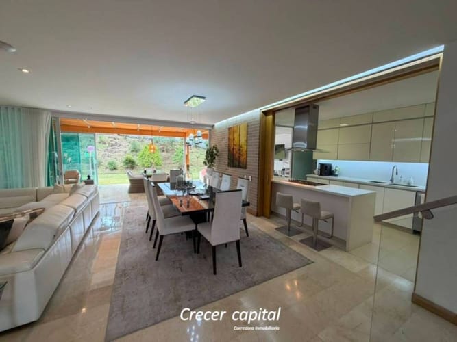 Casa de 4 alcobas en arriendo en Las Palmas, Envigado, 400 m² · foto 8 de 24