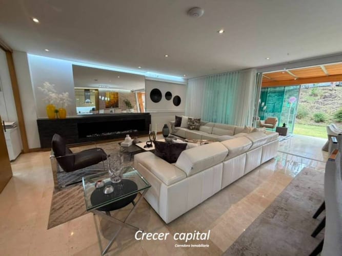 Casa de 4 alcobas en arriendo en Las Palmas, Envigado, 400 m² · foto 9 de 24