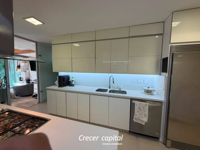 Casa de 4 alcobas en arriendo en Las Palmas, Envigado, 400 m² · foto 13 de 24