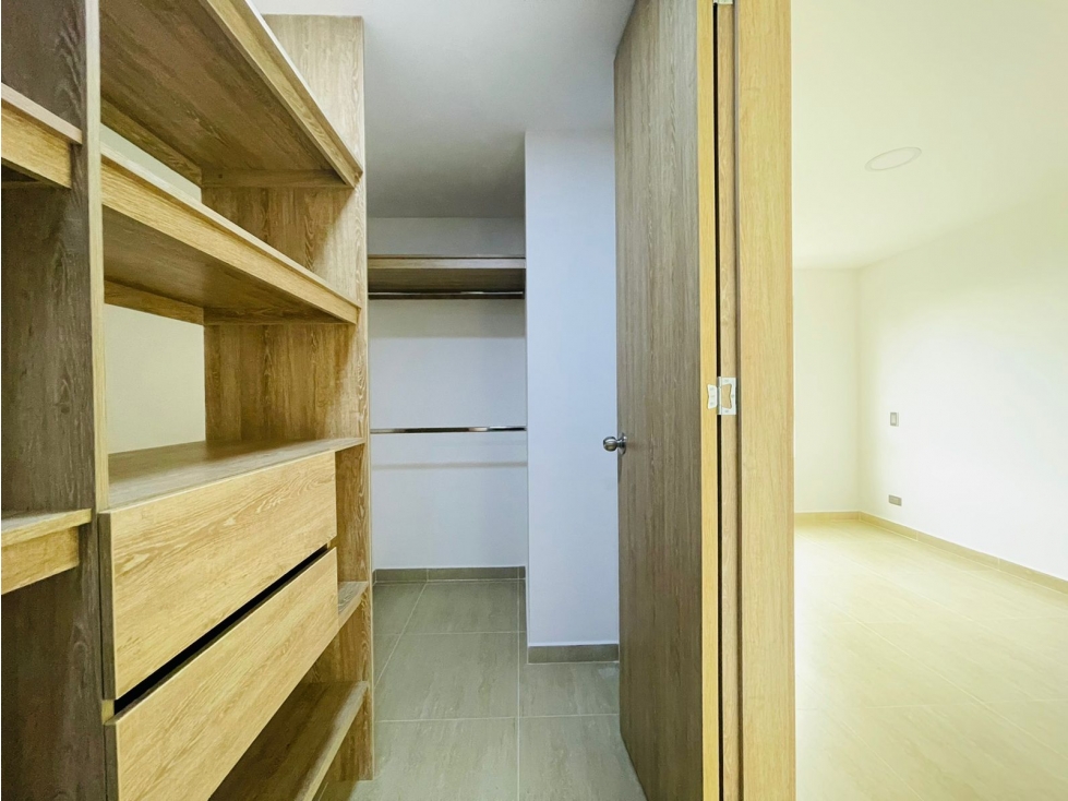 Apartamento de 3 alcobas en arriendo en Conquistadores, Medellín, 100 m² · foto 11 de 19