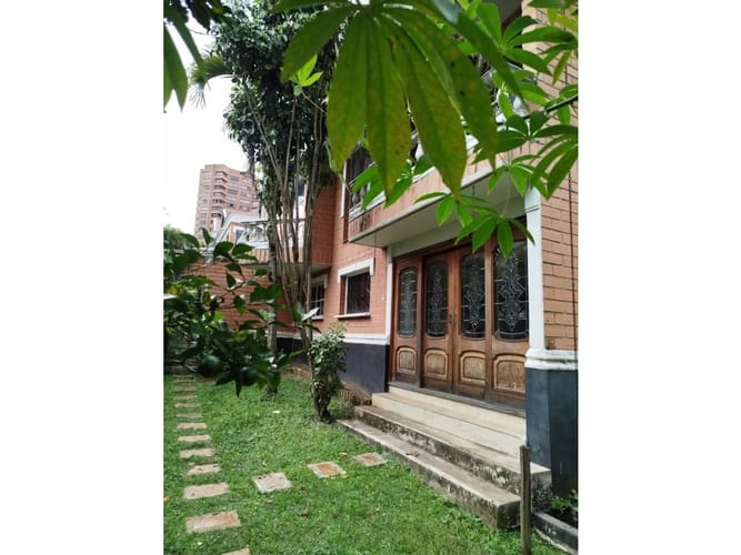 Casa en venta en Vía Las Palmas, Medellín, 291 m² · foto 6 de 7