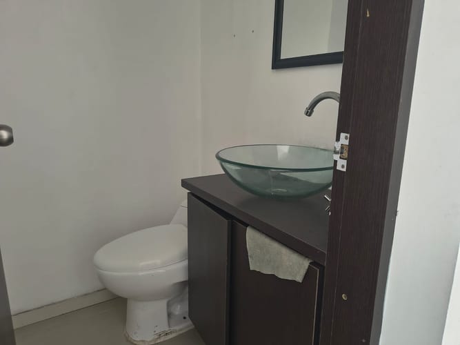 Local en arriendo en La Estrella, Manizales, 32 m² · foto 2 de 4