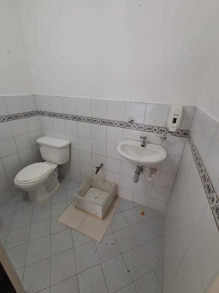 Local en arriendo en Patio Bonito, Medellín, 35 m² · foto 5 de 7