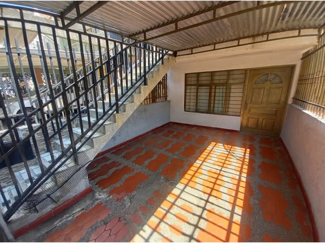 Casa en venta en Union De Vivienda Popular, Cali, 86 m² · foto 2 de 11