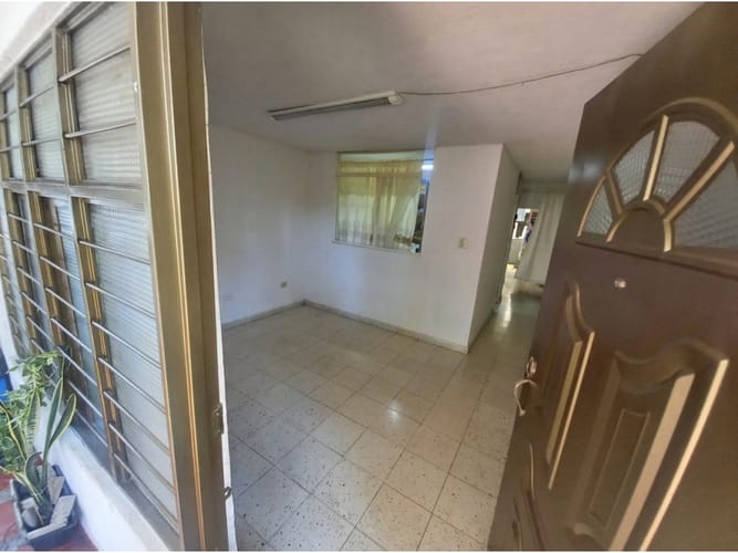 Casa en venta en Union De Vivienda Popular, Cali, 86 m² · foto 3 de 11