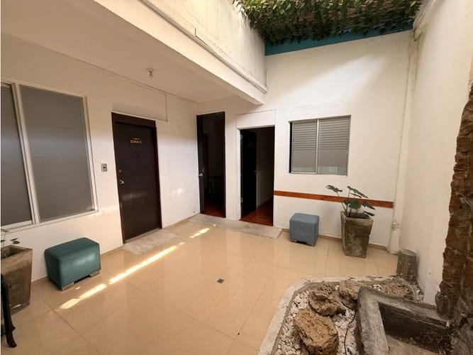 Casa de 5 alcobas en venta en San Vicente, Cali, 260 m² · foto 3 de 16
