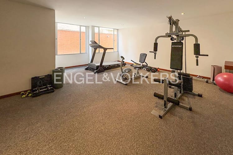 Apartamento de 4 alcobas en venta en Santa Paula, Bogotá, 246 m² · foto 17 de 18