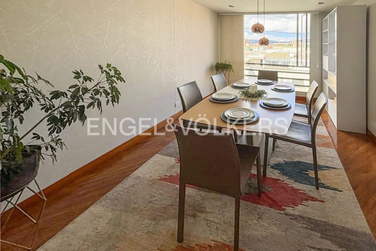 Apartamento de 4 alcobas en venta en Santa Paula, Bogotá, 246 m² · foto 3 de 18