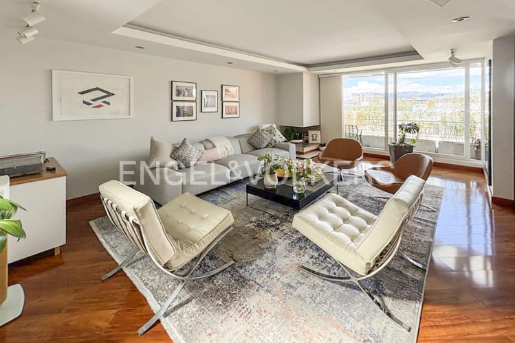 Apartamento de 4 alcobas en venta en Santa Paula, Bogotá, 246 m² · foto 1 de 18