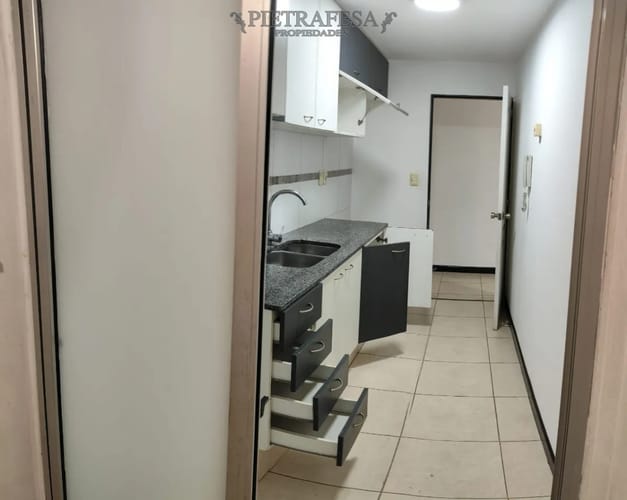 Apartamento en alquiler, 2 dormitorios, 1 baño, terraza lavadero. Aguada. · Foto 6