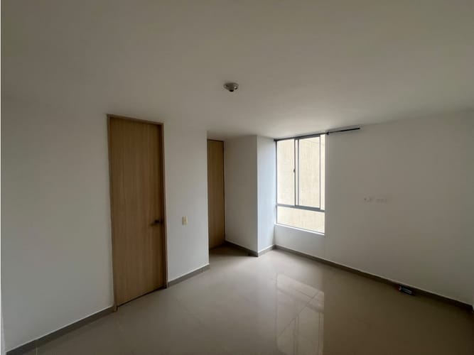 Apartamento de 3 alcobas en arriendo en Cabañas, Bello, 68 m² · foto 7 de 10