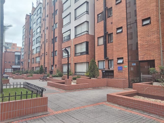 Apartamento de 3 alcobas en venta en El Recreo De Los Frailes, Bogotá, 100 m² · foto 23 de 24