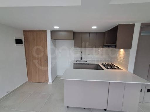 Apartamento de 2 alcobas en arriendo en Pan De Azucar, Sabaneta, 53 m² · foto 4 de 17