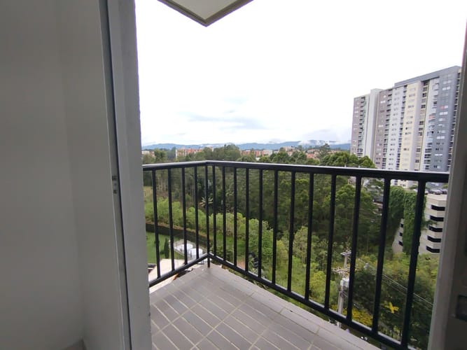 Apartamento de 3 alcobas en arriendo en Fontibon, Rionegro, 58 m² · foto 3 de 18