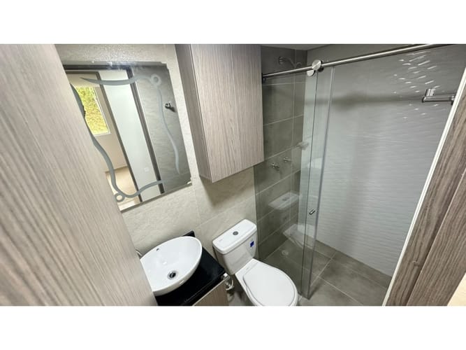 Apartamento de 3 alcobas en arriendo en Pajarito, Medellín, 57 m² · foto 10 de 12