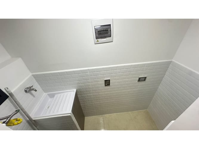 Apartamento de 3 alcobas en arriendo en Pajarito, Medellín, 57 m² · foto 11 de 12