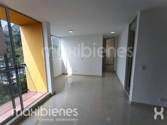 Apartamento de 2 alcobas en arriendo en Pueblo Viejo, La Estrella, 53 m² · foto 2 de 8