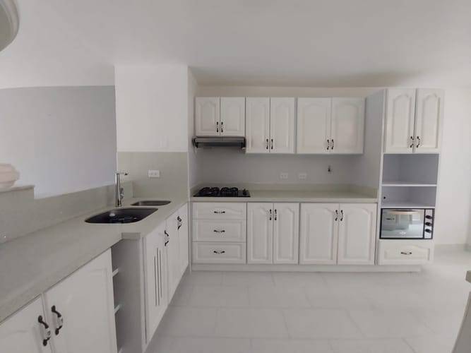 Casa de 5 alcobas en venta en Escobero, Envigado, 240 m² · foto 9 de 19