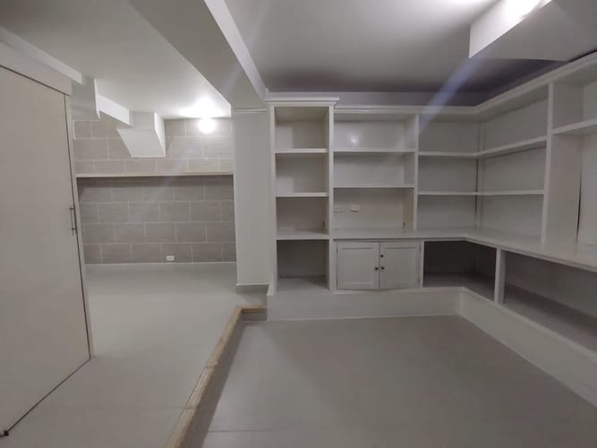 Casa de 5 alcobas en venta en Escobero, Envigado, 240 m² · foto 17 de 19