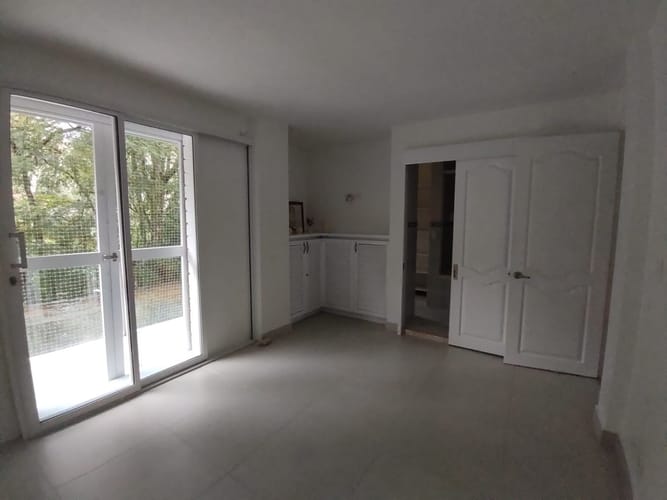 Casa de 5 alcobas en venta en Escobero, Envigado, 240 m² · foto 3 de 19